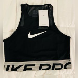 New Women’s Nike Pro Training Bra